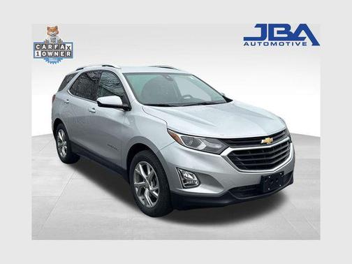 Silver Ice Metallic 2020 Chevrolet Equinox 1LT
