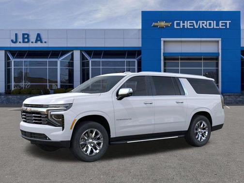Polar White Tricoat 2026 Chevrolet Suburban Premier