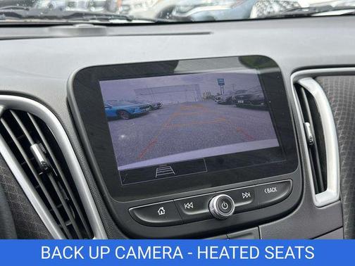 Summit White 2024 Chevrolet Malibu FWD 1LT