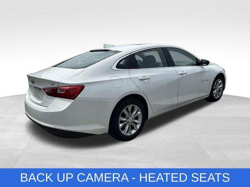 Summit White 2024 Chevrolet Malibu FWD 1LT