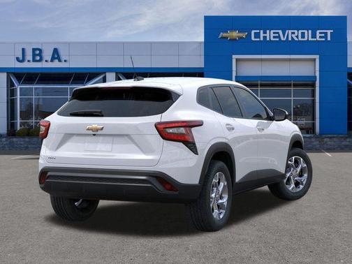 2026 Chevrolet Trax LS