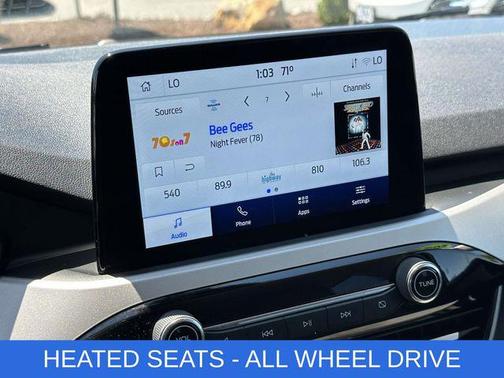 Oxford White 2022 Ford Escape SE