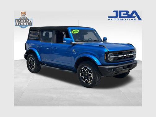 Velocity Blue Metallic 2022 Ford Bronco Outer Banks