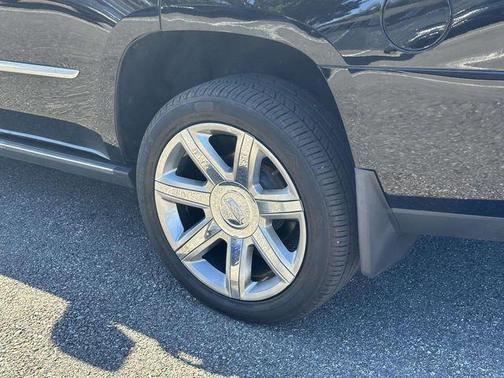 2020 Cadillac Escalade Premium Luxury