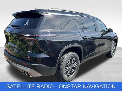 Mosaic Black Metallic 2024 Chevrolet Traverse LT