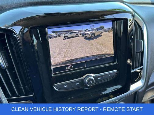 Mosaic Black Metallic 2020 Chevrolet Traverse LS