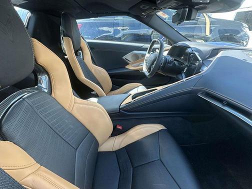 2025 Chevrolet Corvette Stingray w/2LT