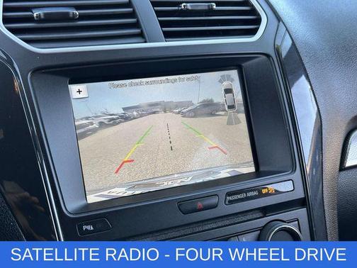 White Platinum 2018 Ford Explorer XLT