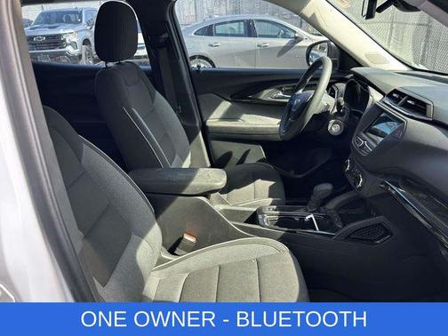 Summit White 2021 Chevrolet Trailblazer LS