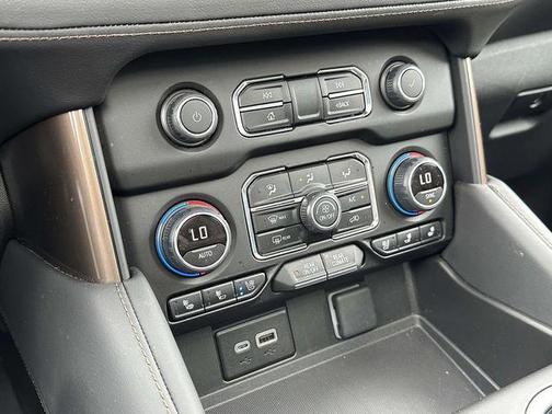 2024 Chevrolet Tahoe 4WD High Country