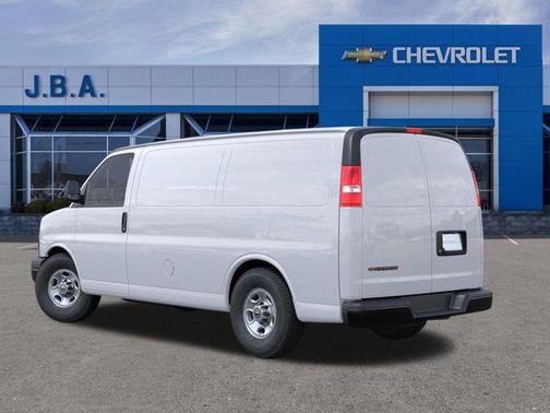 2025 Chevrolet Express 3500 RWD 3500 Regular Wheelbase WT