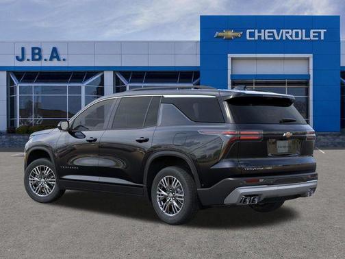 Mosaic Black Metallic 2026 Chevrolet Traverse LT