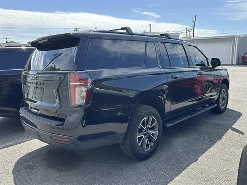 2024 Chevrolet Suburban 4WD Z71