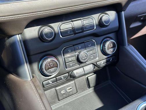 2022 Chevrolet Tahoe 4WD Z71
