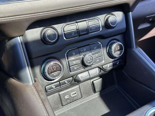 2022 Chevrolet Tahoe 4WD Z71