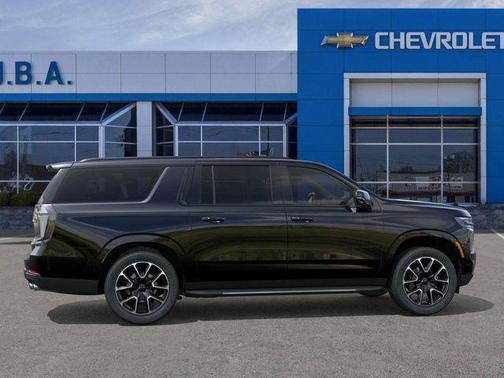 2025 Chevrolet Suburban RST
