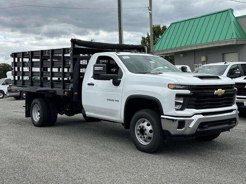 2025 Chevrolet Silverado 3500 WT
