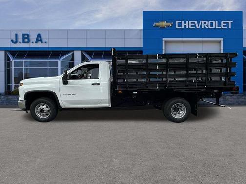 2025 Chevrolet Silverado 3500 WT