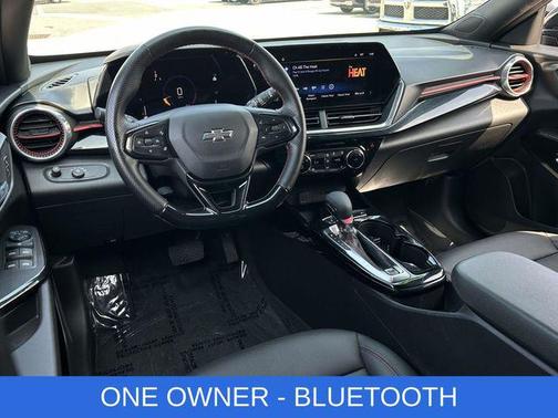 Mosaic Black Metallic 2024 Chevrolet Trax FWD 2RS