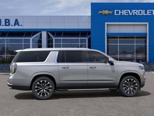 2025 Chevrolet Suburban 4WD High Country