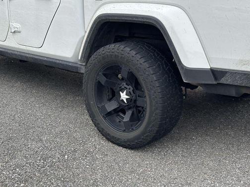 2021 Jeep Gladiator Overland