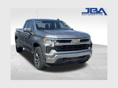 Sterling Gray Metallic 2024 Chevrolet Silverado 1500 LT