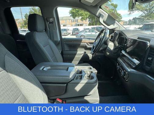 Sterling Gray Metallic 2024 Chevrolet Silverado 1500 LT