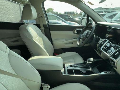 2023 Kia Sorento EX