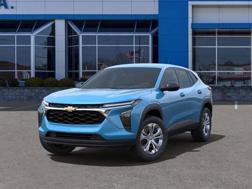 2025 Chevrolet Trax LS