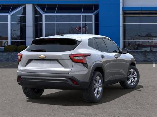 2025 Chevrolet Trax LS