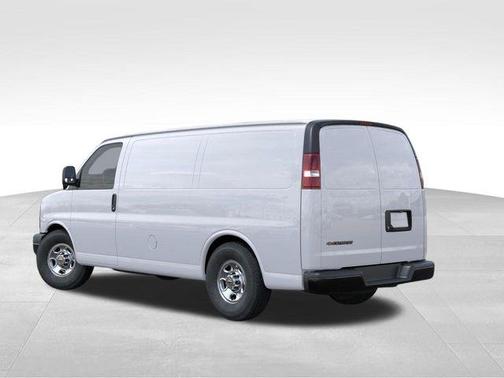 2025 Chevrolet Express 3500 RWD 3500 Regular Wheelbase WT