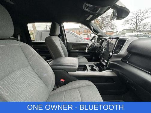 2024 RAM 3500 Big Horn Crew Cab 4x4 8' Box