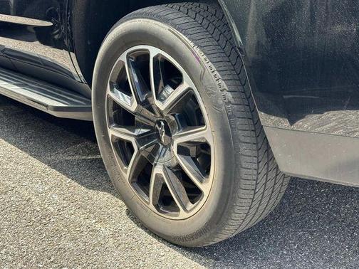 2022 Chevrolet Tahoe 4WD RST