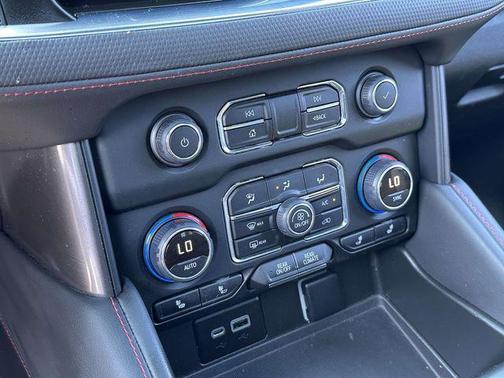 2022 Chevrolet Tahoe 4WD RST