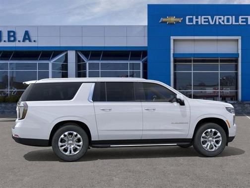 2025 Chevrolet Suburban LT