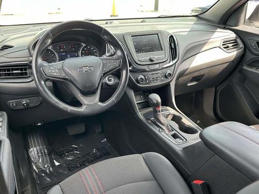 2022 Chevrolet Equinox FWD RS