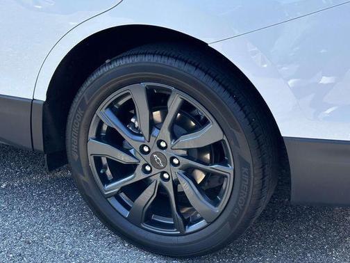 2022 Chevrolet Equinox FWD RS