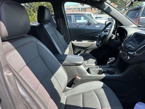 2022 Chevrolet Equinox FWD RS