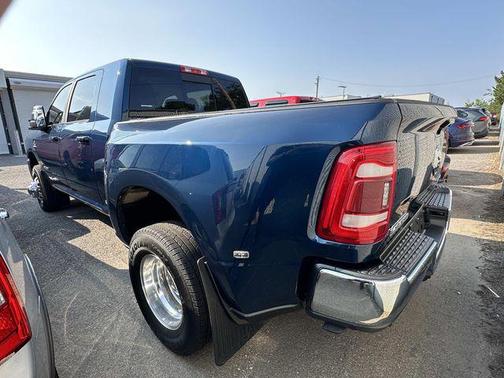 2023 RAM 3500 Laramie Mega Cab 4x4 6'4' Box