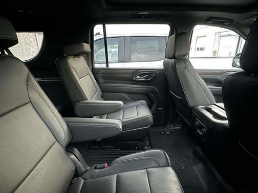 2023 Chevrolet Suburban 4WD High Country