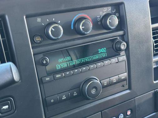 2025 Chevrolet Express 2500 RWD 2500 Regular Wheelbase WT