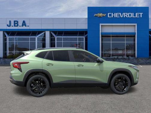 Cacti Green 2026 Chevrolet Trax FWD ACTIV