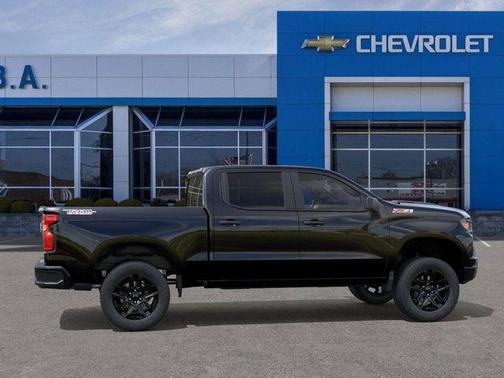 2025 Chevrolet Silverado 1500 Custom Trail Boss