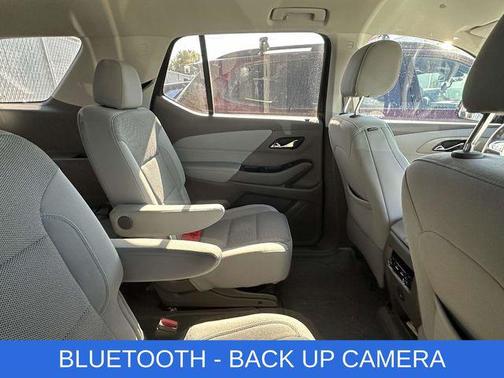 2020 Chevrolet Traverse LT Cloth