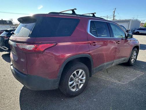 2020 Chevrolet Traverse LT Cloth