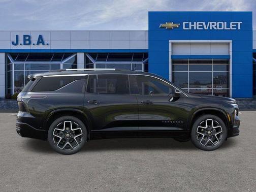 Mosaic Black Metallic 2026 Chevrolet Traverse High Country