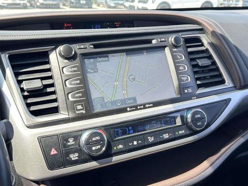 2017 Toyota Highlander Limited Platinum