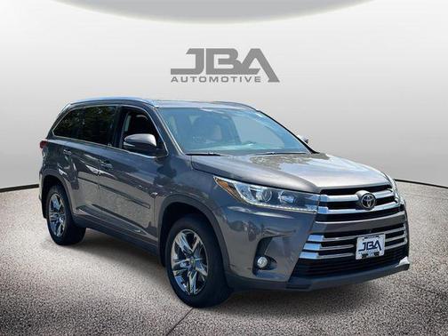 2017 Toyota Highlander Limited Platinum