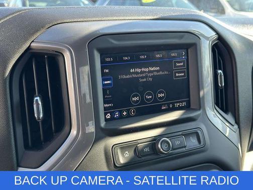 2022 Chevrolet Silverado 1500 Custom Trail Boss