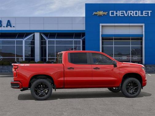 2025 Chevrolet Silverado 1500 Custom